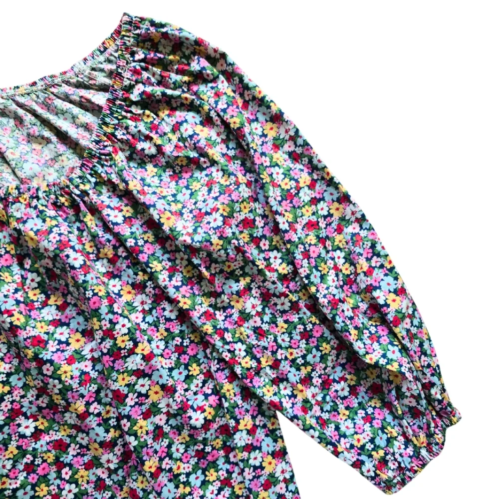 TUCKERNUCK Pomander Place Ditsy Floral Brooks Blouse Size Small
